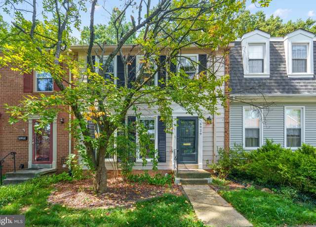 Property at 5929 Berkshire Ct, Alexandria, VA 22303, 4 beds, 3.5 baths