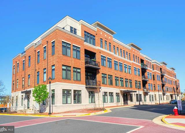 Property at 2 Stationmaster St SE #402, Leesburg, VA 20175, 2 beds, 2 baths