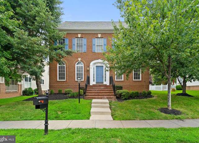 Property at 42652 Legacy Park Dr, Brambleton, VA 20148, 5 beds, 5.5 baths