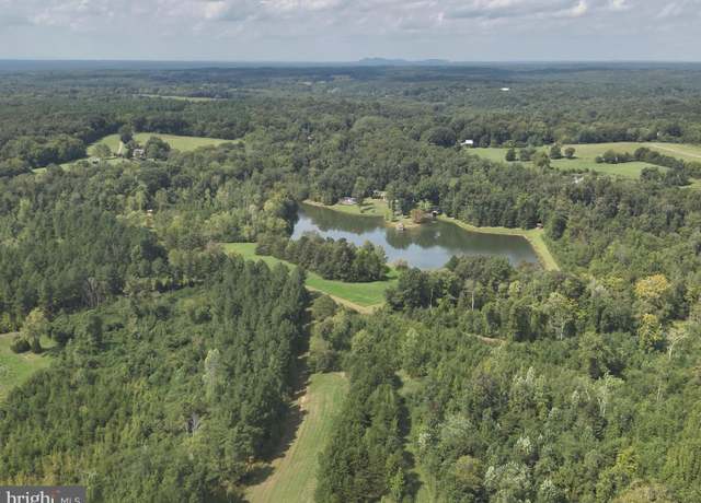 Property at 230 Kelly Ln, Farmville, VA 23901