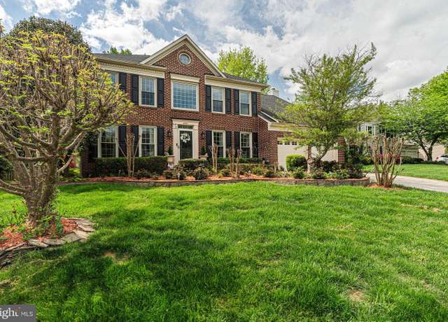 Property at 8201 Lone Oak Ct, Manassas, VA 20111, 4 beds, 3.5 baths