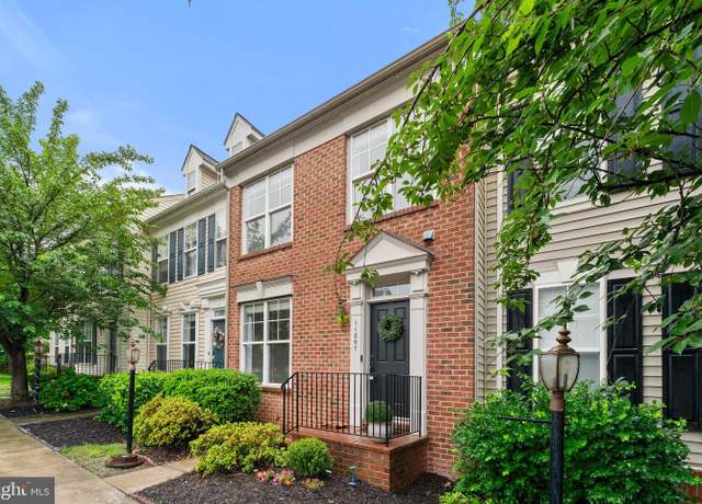 Property at 11897 Benton Lake Rd, Bristow, VA 20136, 3 beds, 3.5 baths