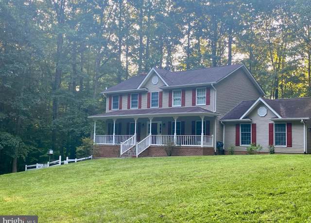 Property at 8012 Pembroke Cir, Spotsylvania, VA 22551, 4 beds, 2.5 baths