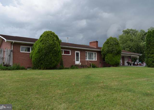 Property at 1112 Paynes Ford Rd, Martinsburg, WV 25405, 3 beds, 2 baths