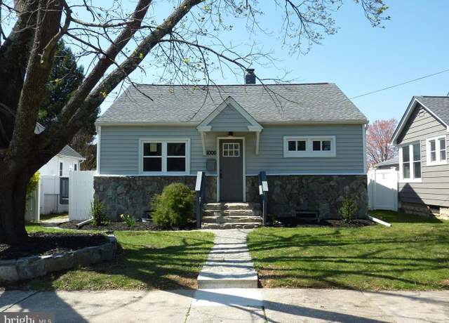 Property at 1006 S Bradford St, Dover, DE 19904, 3 beds, 1 bath