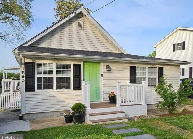Property at 1643 Oldtown Rd, Edgewater, MD 21037, 3 beds, 2 baths