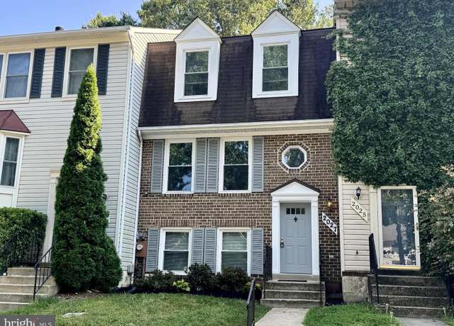 Property at 2027 Howard Chapel Turn, Crofton, MD 21114, 3 beds, 2.5 baths