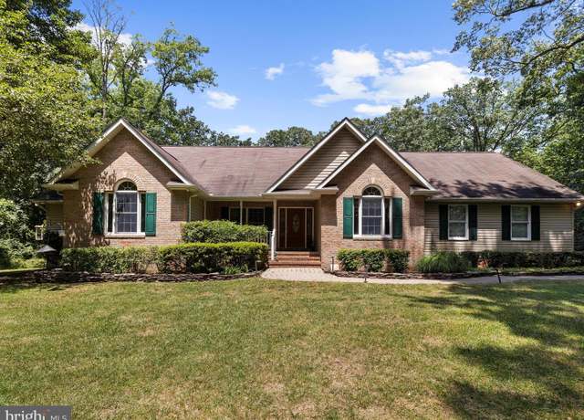 Property at 2002 Mckinnon Ln, Pasadena, MD 21122, 5 beds, 3.5 baths