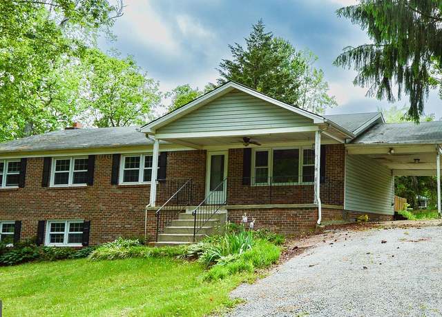 Property at 8814 Lafayette Dr, Owings, MD 20736, 3 beds, 3 baths