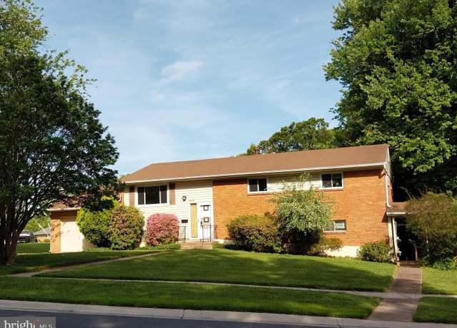 Property at 14105 Parkland Dr, Rockville, MD 20853, 6 beds, 2.5 baths