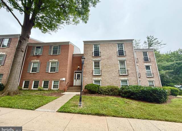 Property at 868 Quince Orchard Blvd #202, Gaithersburg, MD 20878, 3 beds, 2 baths
