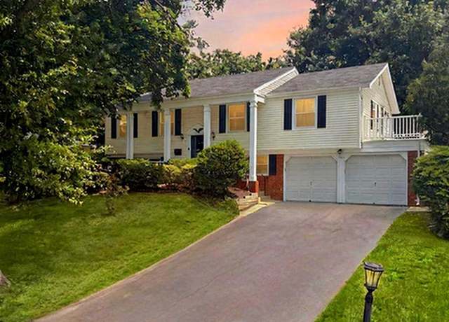 Property at 1403 Pinelake Ln, Bowie, MD 20716, 4 beds, 3 baths