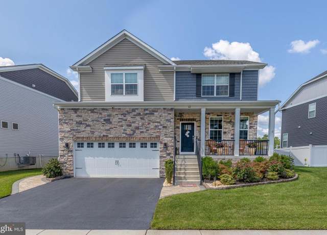 Property at 62 Westmont Dr, Medford, NJ 08055, 4 beds, 2.5 baths