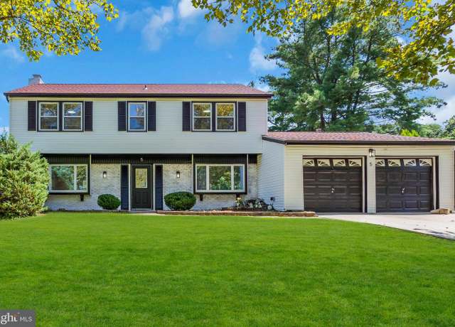 Property at 5 Enderly Ln, Willingboro, NJ 08046, 4 beds, 2.5 baths