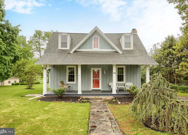 Property at 500 1st St, Enola, PA 17025, 3 beds, 2 baths