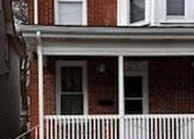 Property at 202 1/2 Park St, Waynesboro, PA 17268, 3 beds, 1 bath