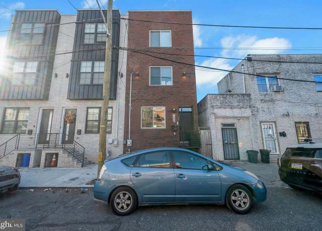 Property at 1310 S 30th St, Philadelphia, PA 19146, 4 beds, 4.5 baths