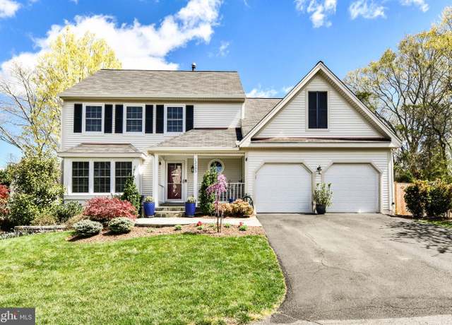 Property at 13203 Ladybank Ln, Herndon, VA 20171, 4 beds, 3 baths