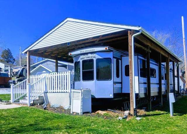 Property at Block 5 Lot 43 Chipmunk Cir, Falling Waters, WV 25419