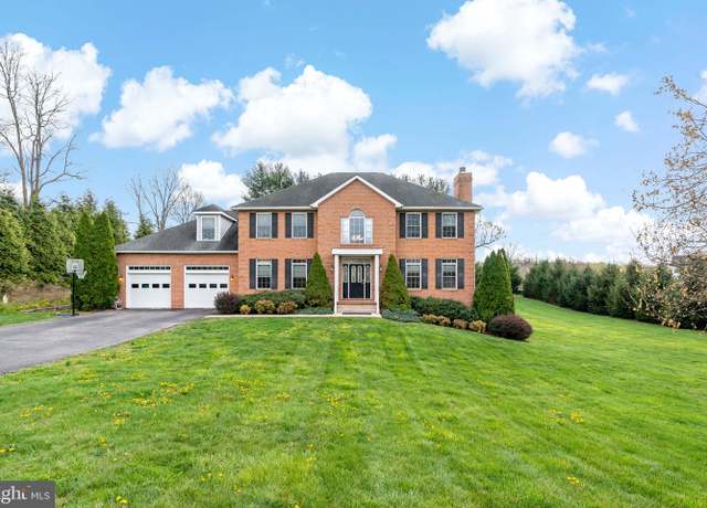 Property at 11 Marsh Hawk Way, Shepherdstown, WV 25443, 4 beds, 4.5 baths
