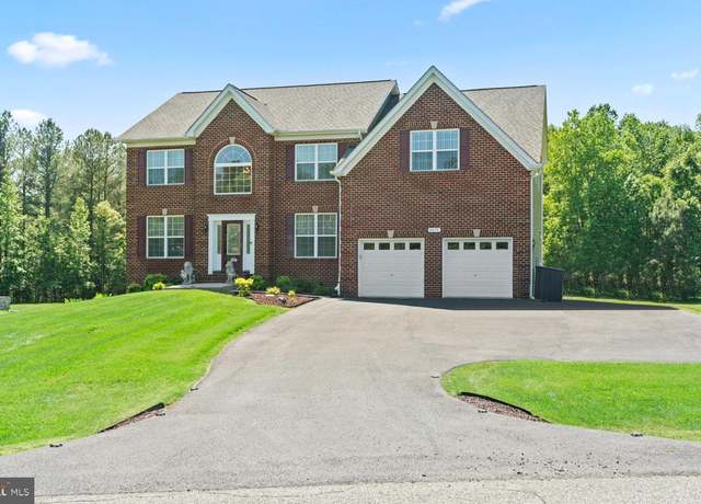 Property at 4479 Coachmans Path Ct, Waldorf, MD 20601, 4 beds, 3.5 baths