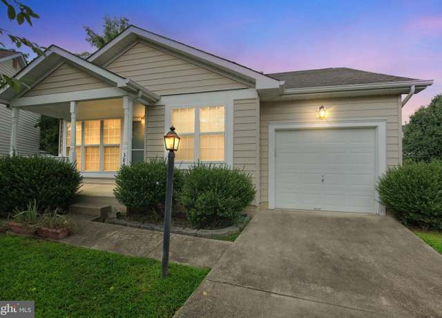 Property at 3850 Shark Ct, Waldorf, MD 20603, 2 beds, 2.5 baths