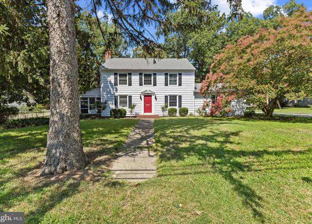 Property at 306 S 2nd St, Denton, MD 21629, 5 beds, 2.5 baths