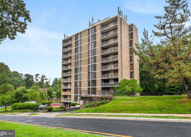 Property at 2100 Washington Ave Unit 3-C, Silver Spring, MD 20910, 3 beds, 2 baths