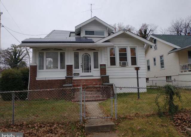 Property at 3800 40th Ave, Brentwood, MD 20722, 4 beds, 2 baths