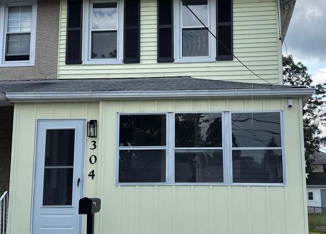 Property at 304 Cleveland Ave, Riverside, NJ 08075, 3 beds, 1.5 baths