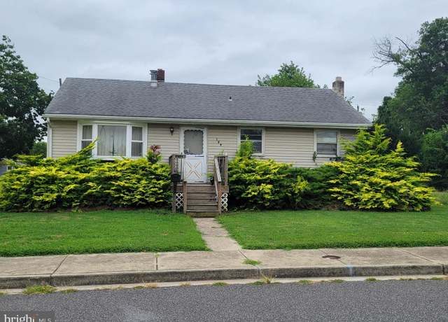 Property at 129 Highland Ave, Pennsville, NJ 08070, 3 beds, 1 bath