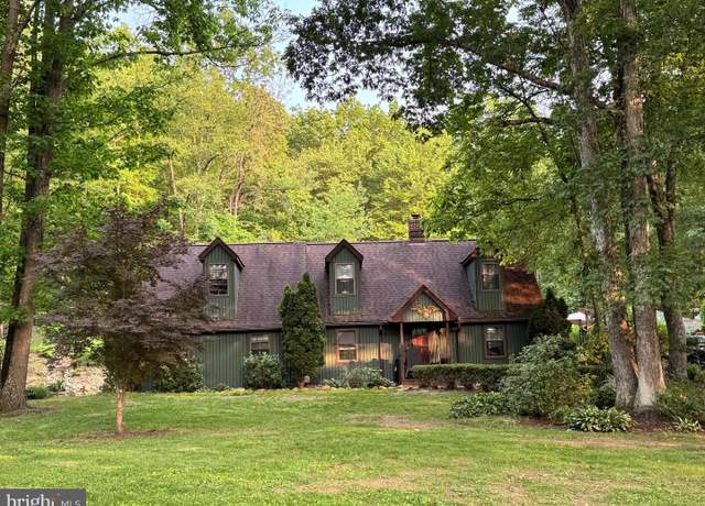 Property at 340 Pine Grove Rd, Gardners, PA 17324, 4 beds, 3 baths