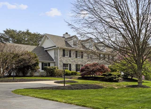 Property at 18 Montbard Dr, Chadds Ford, PA 19317, 4 beds, 2.5 baths
