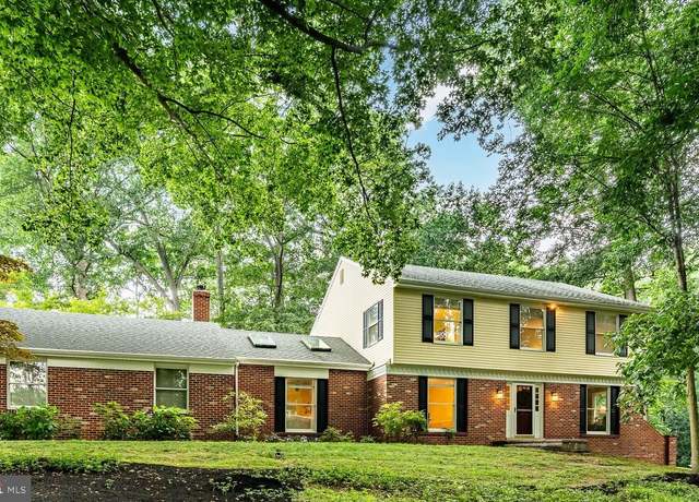 Property at 707 Pheasant Run, Kennett Square, PA 19348, 4 beds, 2.5 baths