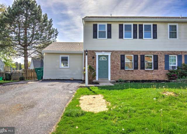 Property at 482 Crosswinds Dr, Lititz, PA 17543, 4 beds, 2.5 baths