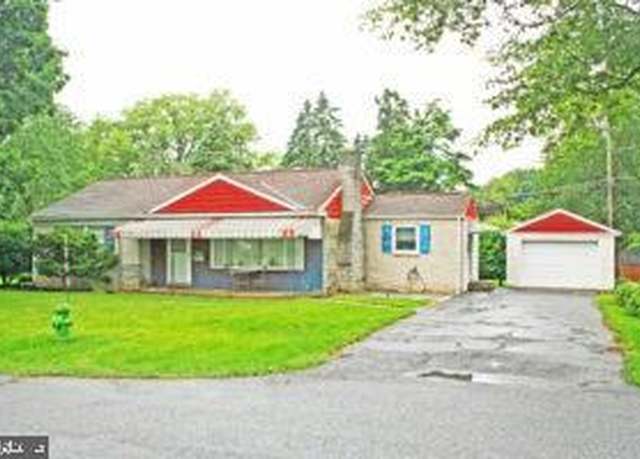 Property at 211 Frederick St, Mount Joy, PA 17552, 3 beds, 2 baths
