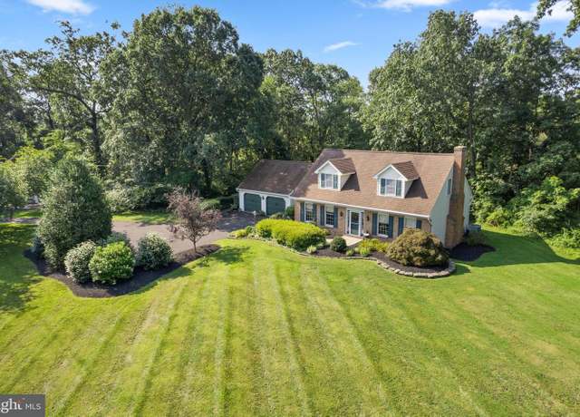 Property at 839 Rising Sun Rd, Telford, PA 18969, 3 beds, 2.5 baths