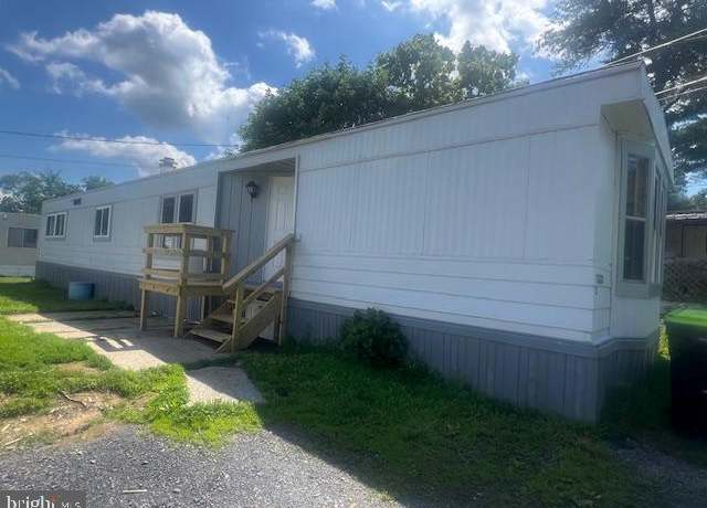 Property at 10 Sammy's Mobile Home Park Rd, Schuylkill Haven, PA 17972, 2 beds, 1.5 baths