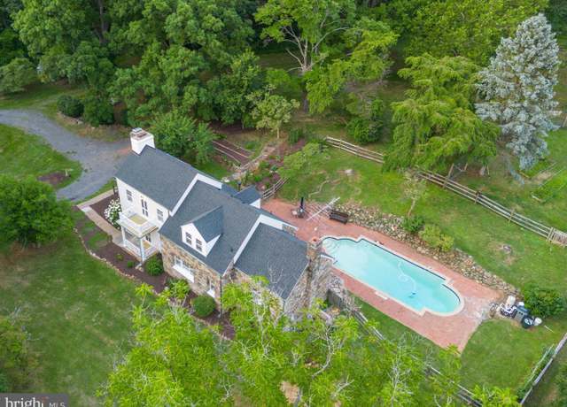 Property at 35180 Charles Town Pike, Hillsboro, VA 20132, 3 beds, 2 baths