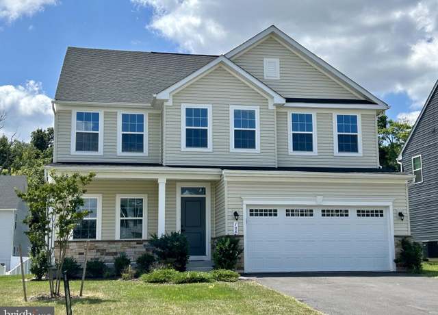 Property at 196 Machias Cir, Martinsburg, WV 25403, 4 beds, 3.5 baths