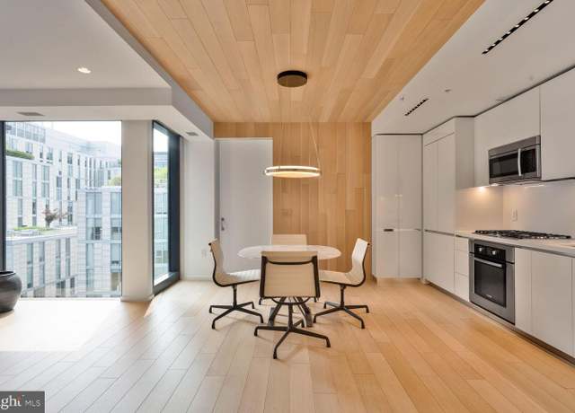 Property at 920 I St NW #704, Washington, DC 20001, 1 bed, 1.5 baths