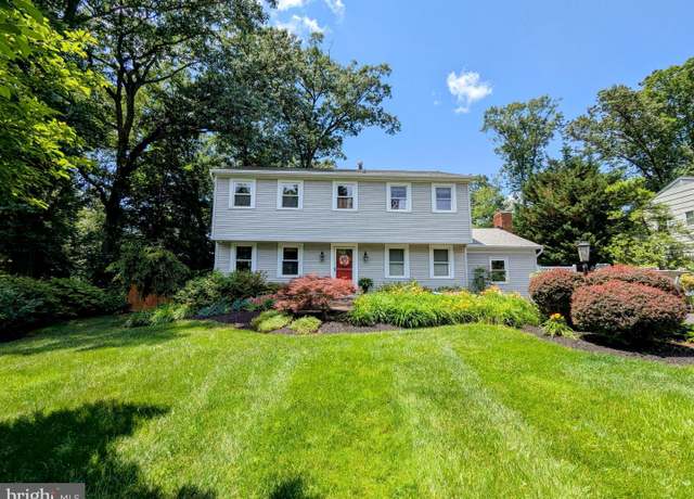 Property at 6214 Oak Hill Dr, Sykesville, MD 21784, 4 beds, 2.5 baths