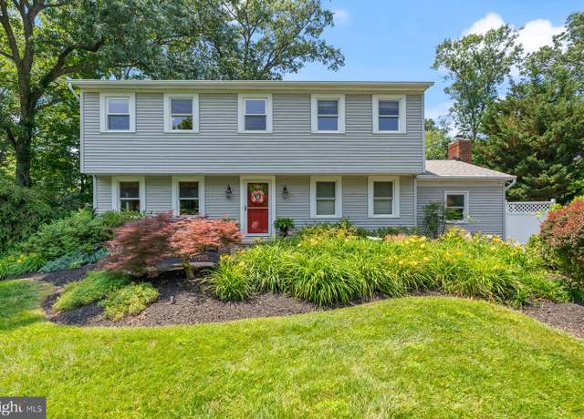 Property at 6214 Oak Hill Dr, Sykesville, MD 21784, 4 beds, 2.5 baths