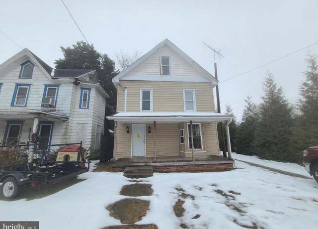 Property at 212 S Main St, Hurlock, MD 21643, 4 beds, 2 baths