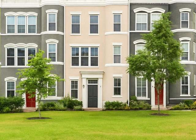 Property at 822 Lindley Rd, Frederick, MD 21701, 3 beds, 3.5 baths