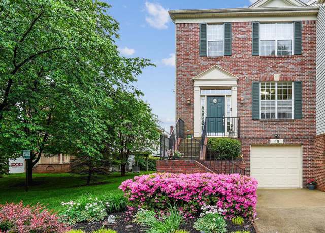 Property at 19 Vanderbilt Ct, Rockville, MD 20850, 3 beds, 3.5 baths