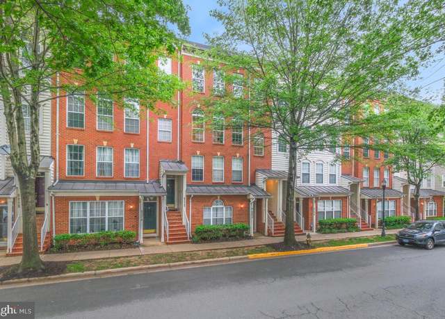 Property at 719-B Main St Unit 719-B, Gaithersburg, MD 20878, 3 beds, 2.5 baths