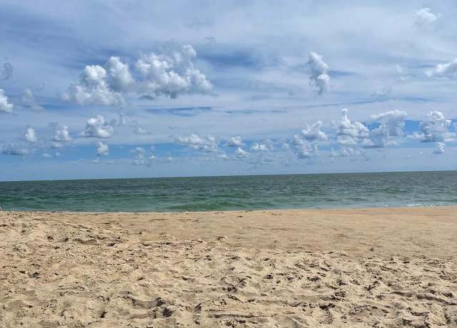 Property at 105 Jamestown Rd, Ocean City, MD 21842, 3 beds, 2 baths