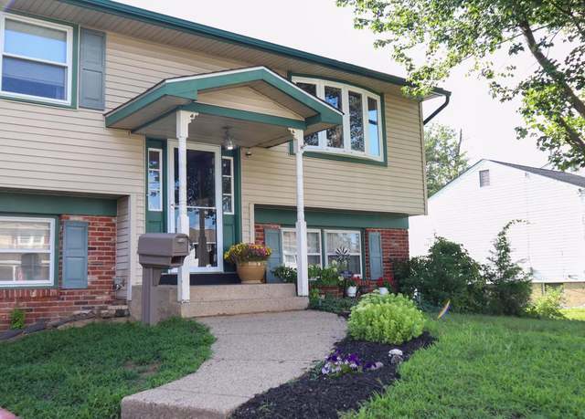 Property at 30 Evergreen Ln, Burlington, NJ 08016, 4 beds, 1.5 baths