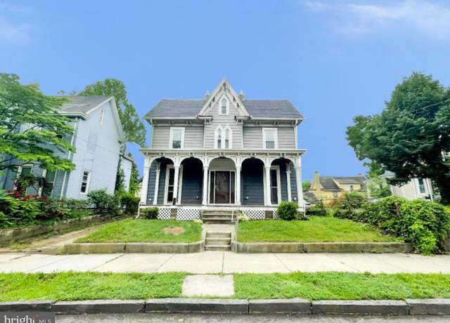 Property at 45 E Centre St, Woodbury, NJ 08096, 3 beds, 2 baths